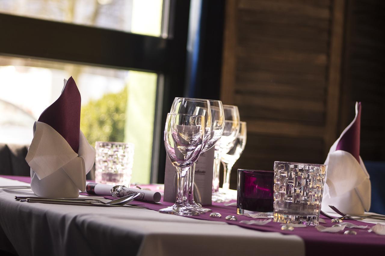 Ara Hotel Comfort Инголщат Екстериор снимка