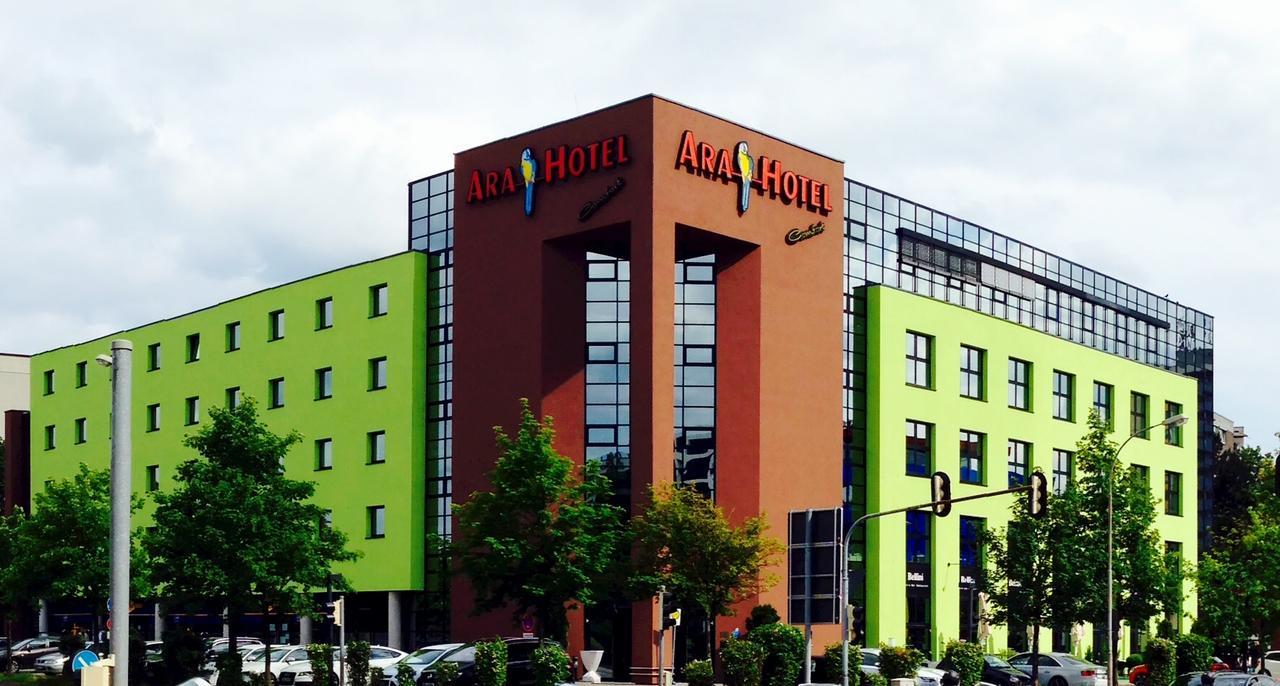 Ara Hotel Comfort Инголщат Екстериор снимка